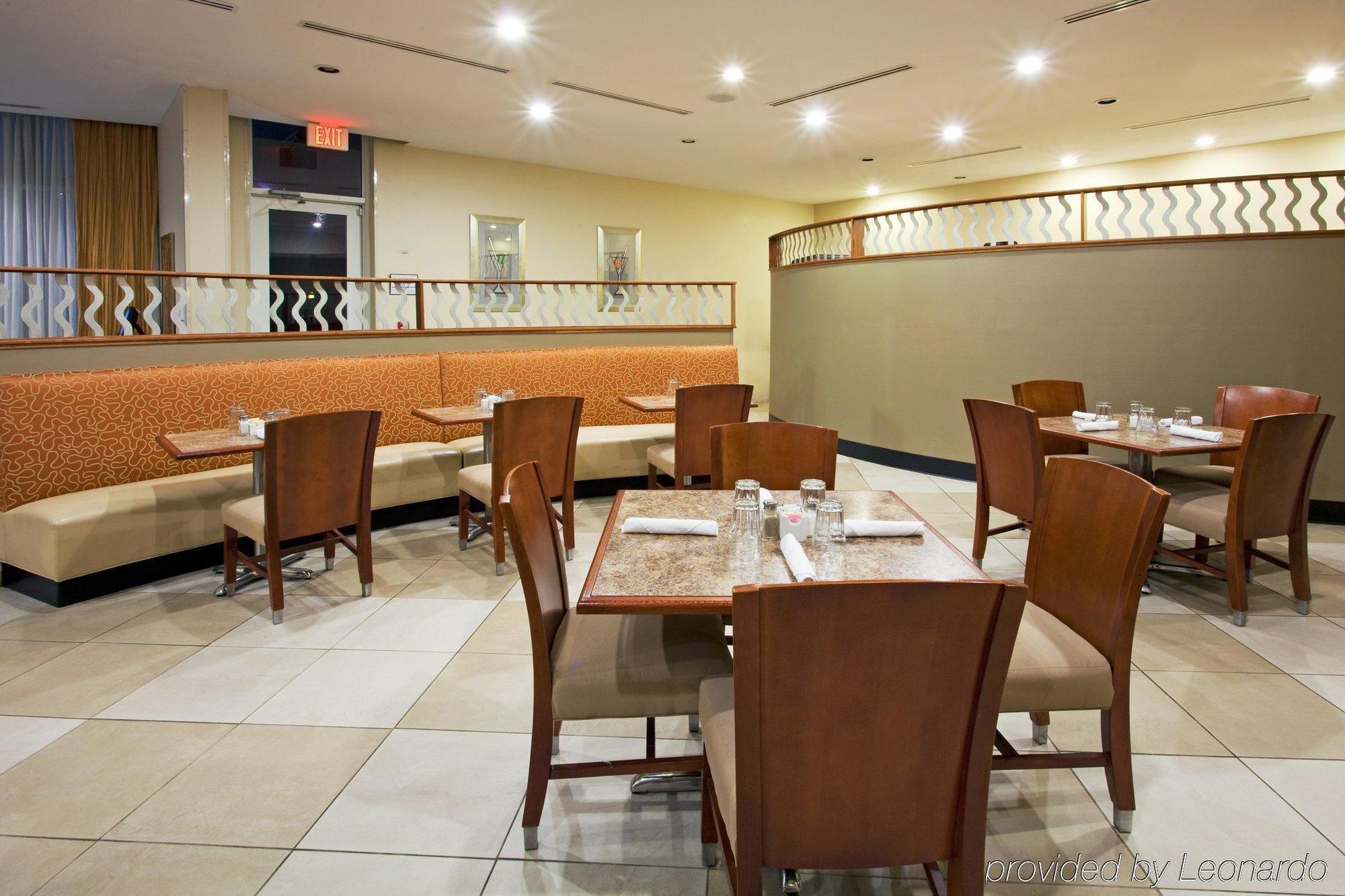 Holiday Inn Santee By Ihg Ресторан фото